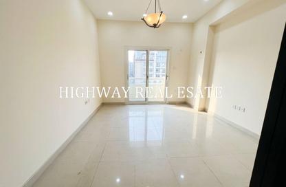 Apartment - 1 - 2 for rent in Muwaileh 3 Building - Muwaileh - Sharjah