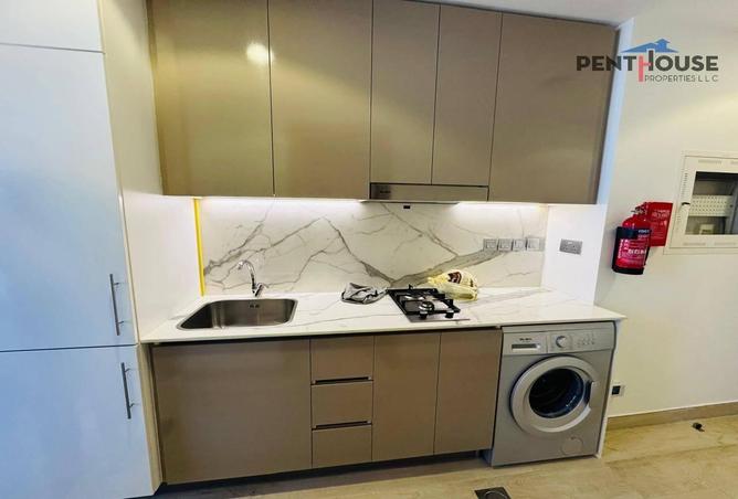 87860787 - Property Image 2