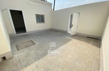 شقة - 2 غرف نوم - 3 حمامات للايجار في مدينة الرياض - أبوظبي