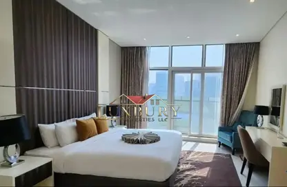 شقة - غرفة نوم - 2 حمامات للايجار في حافة الخليج - الخليج التجاري - دبي