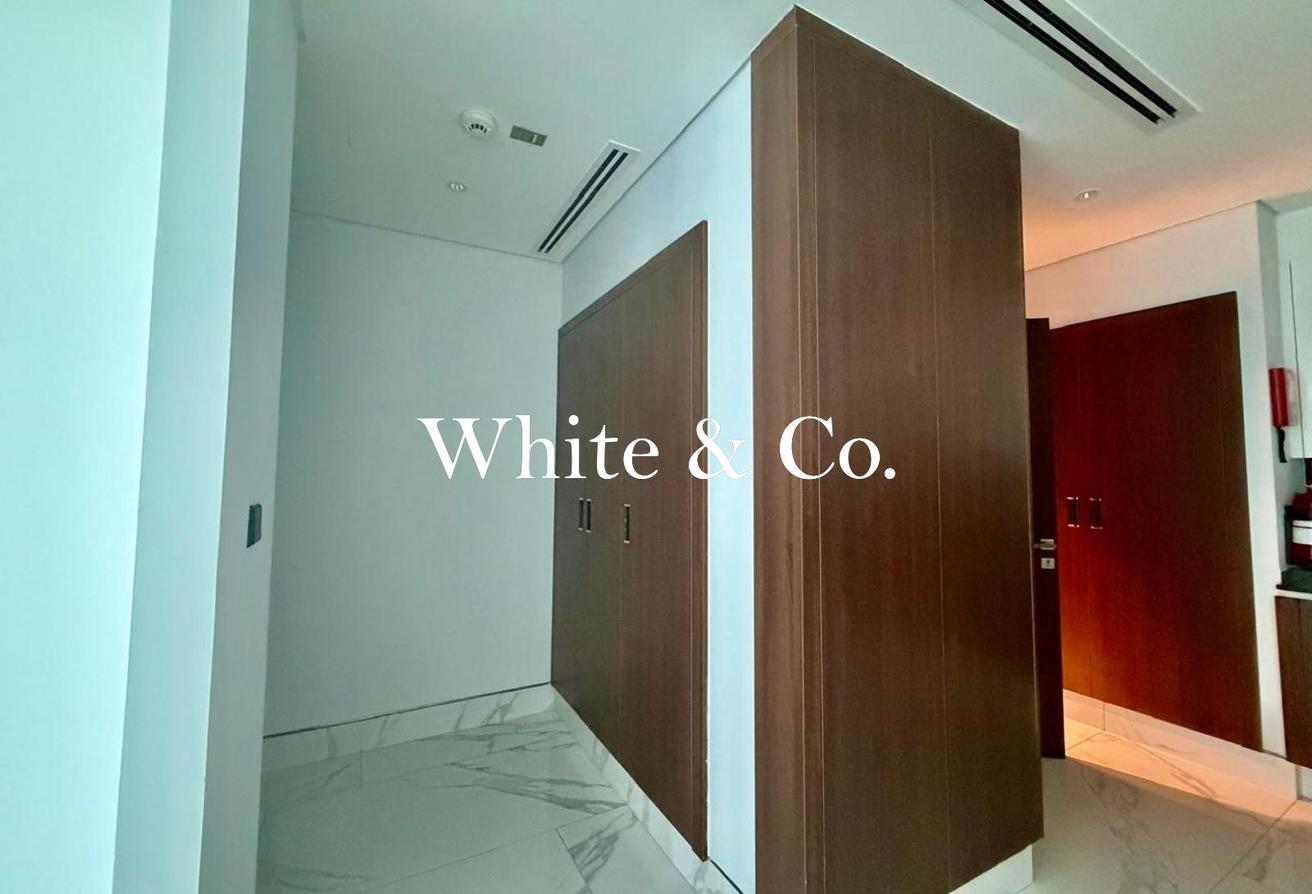 Vacant Now | Prime Location | Unfurnished photo 6