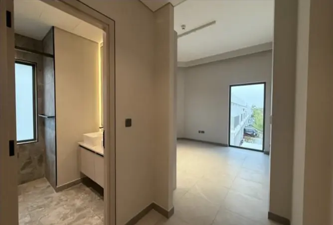156002864 - Property Image 3