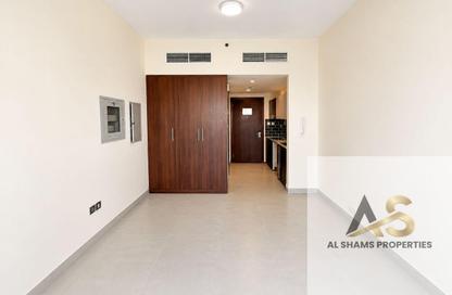 Apartment - Studio - 1 Bathroom for rent in Al Souk Al Kabeer - Bur Dubai - Dubai