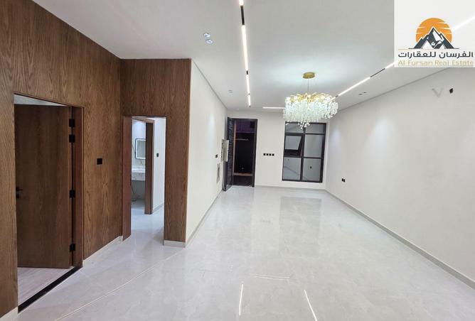 144609252 - Property Image 2