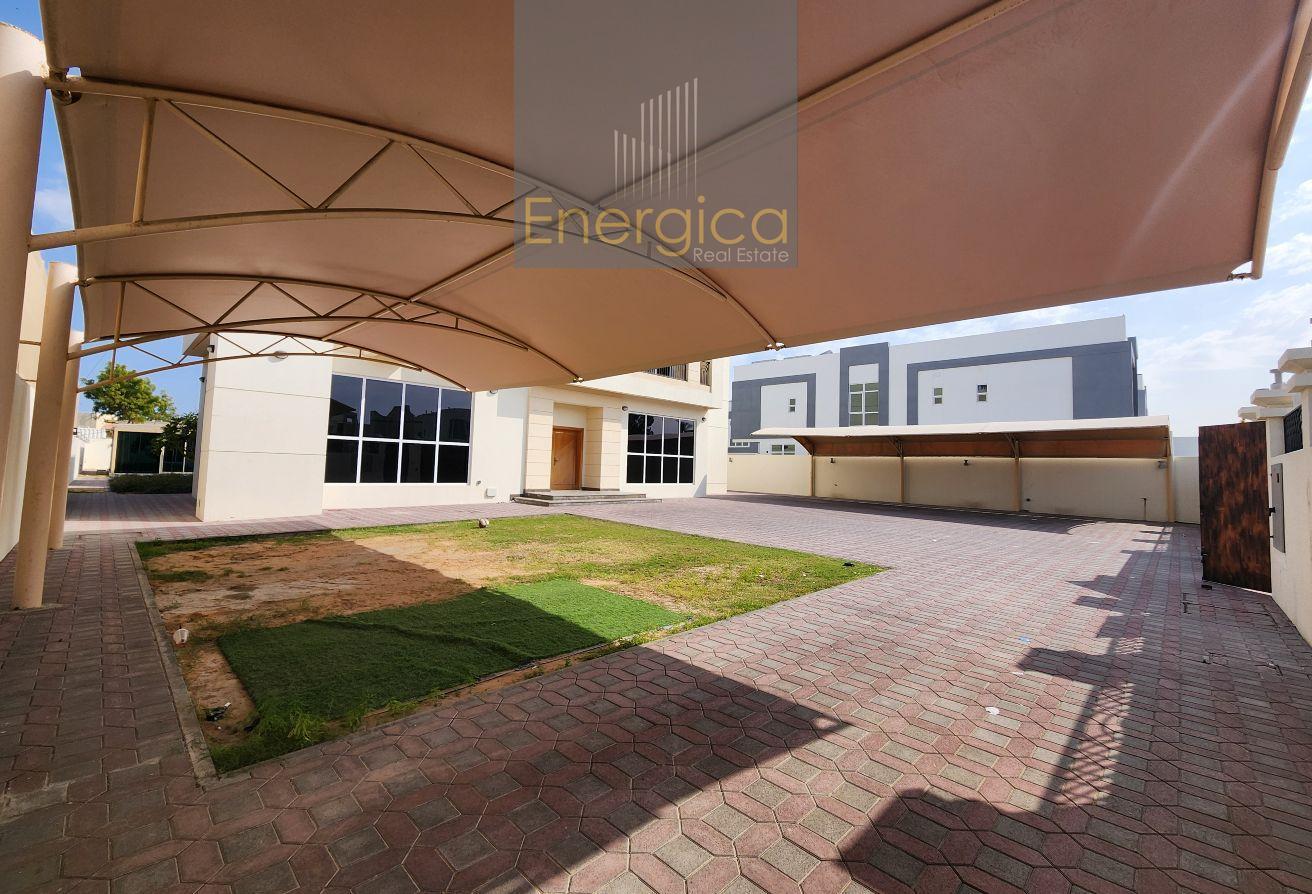 Standalone 5BR Villa | Large Garden | Near Mosque photo 3