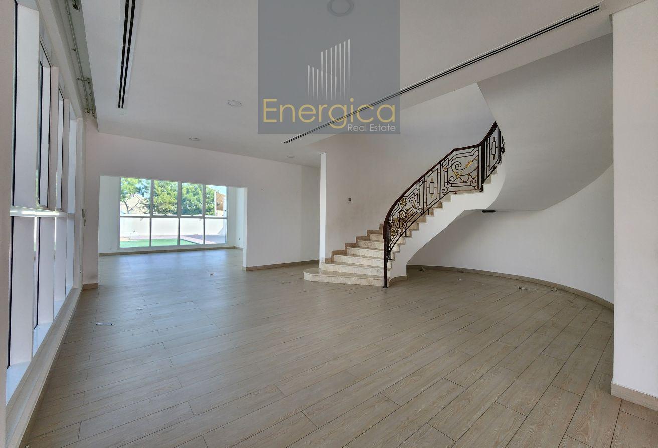 Standalone 5BR Villa | Large Garden | Near Mosque photo 4