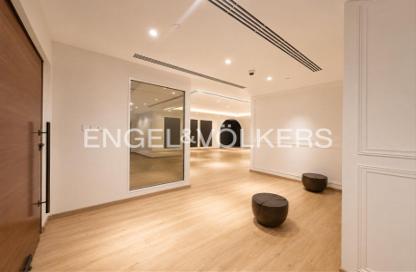Retail - Studio - 4 Bathrooms for rent in Conrad Hotel - Sheikh Zayed Road - Dubai