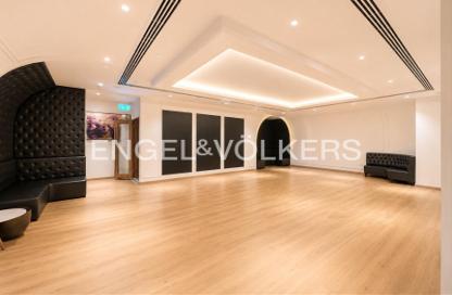 Retail - Studio - 4 Bathrooms for rent in Conrad Hotel - Sheikh Zayed Road - Dubai