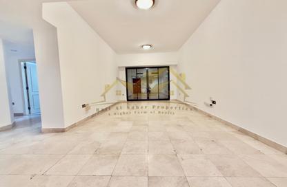 Apartment - 2 Bedrooms - 3 Bathrooms for rent in Sheikh Zayed Road - Dubai