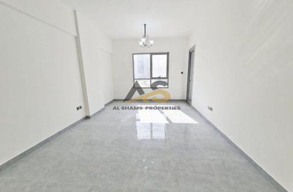 Apartment - 2 - 2 for rent in PARK TERRACE - Arjan - Dubai