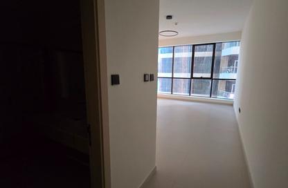 Apartment - 3 Bedrooms - 5 Bathrooms for sale in Al Khan Lagoon - Al Khan - Sharjah