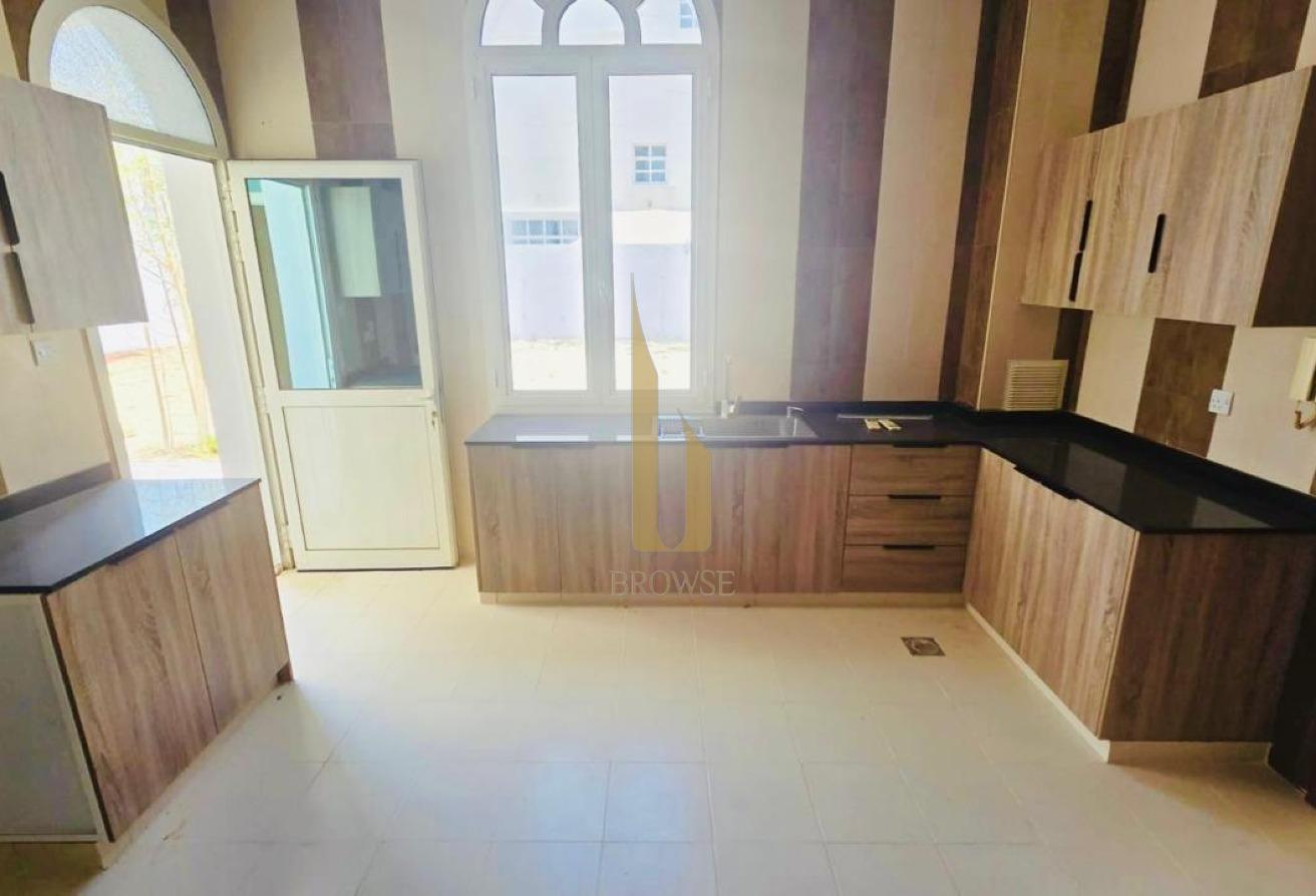 Independent 6BR Ensuite | Private Garden photo 11