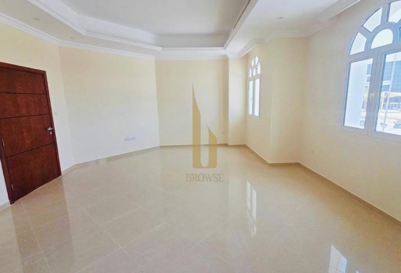 Independent 6BR Ensuite | Private Garden photo 4