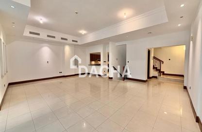 Apartment - 3 - 5 for rent in Golden Mile 5 - Golden Mile - Palm Jumeirah - Dubai