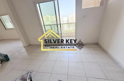 Apartment - 2 Bedrooms - 1 Bathroom for rent in Rolla Square - Rolla Area - Sharjah