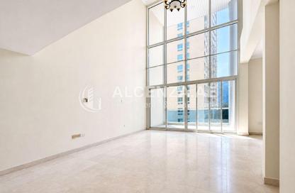Apartment - 3 Bedrooms - 4 Bathrooms for rent in Emerald Residence - Dubai Marina - Dubai