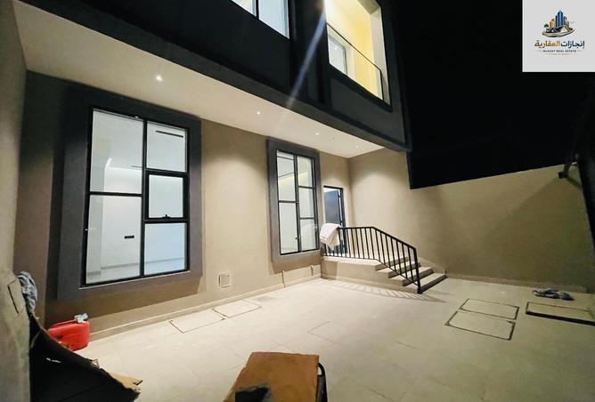 69518235 - Property Image 2