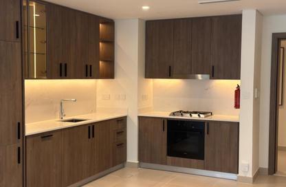 Apartment - 1 - 2 for rent in Sundridge - Mina Rashid - Dubai