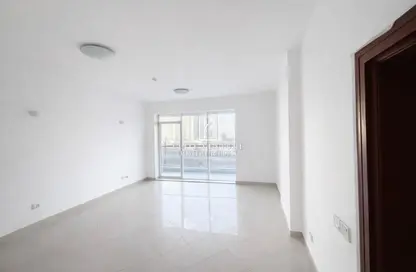 شقة - غرفة نوم - 2 حمامات للبيع في تفريعة القنال 2 - أبراج الجولف - مدينة دبي الرياضية - دبي