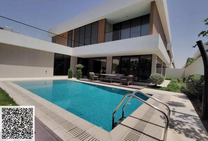 98242704 - Property Image 2