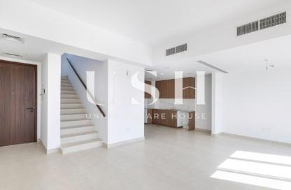 Townhouse - 3 - 3 for rent in Shams Townhouses - Town Square - Dubai