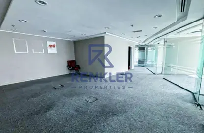 Office Space - 4 Bedrooms - 1 Bathroom for rent in The Regal Tower - Business Bay - Dubai