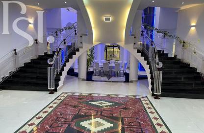 Villa - 7+ Bedrooms - 7+ Bathrooms for rent in Sector E - Emirates Hills - Dubai
