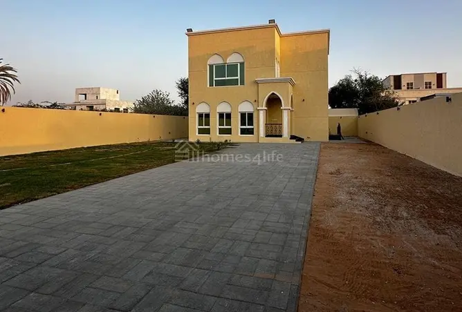 160551157 - Property Image 3