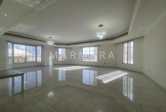 67441047 - صورة العقار 3