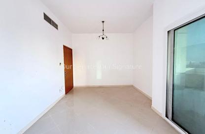 Apartment - 2 Bedrooms - 3 Bathrooms for rent in New Al Taawun Road - Al Taawun - Sharjah Apartment - 2 Bedrooms - 3 Bathrooms for rent in New Al Taawun Road - Al Taawun - Sharjah