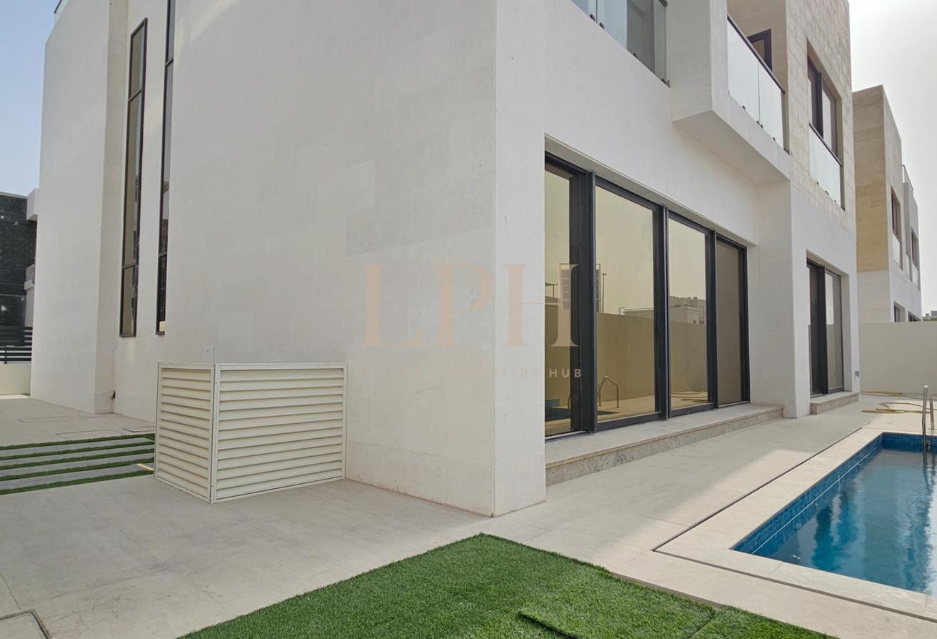 Brand New | Private Pool With Rooftop | Spacious photo 4