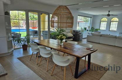 Villa - 4 Bedrooms - 4 Bathrooms for rent in District 4 - Jumeirah Park - Dubai