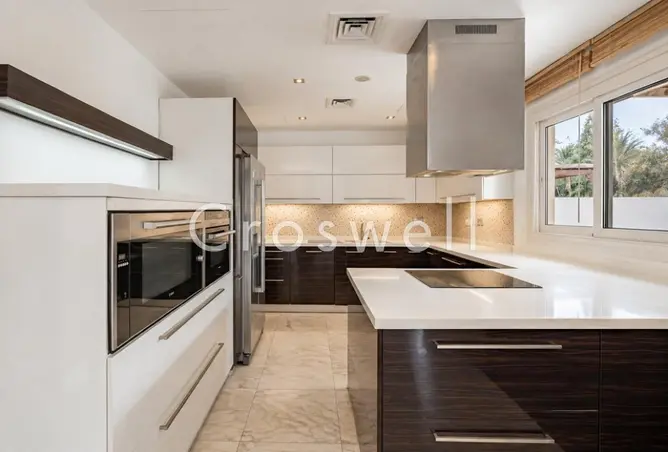 163235996 - Property Image 3
