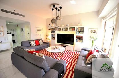 Apartment - 2 Bedrooms - 3 Bathrooms for rent in Rimal 1 - Rimal - Jumeirah Beach Residence - Dubai