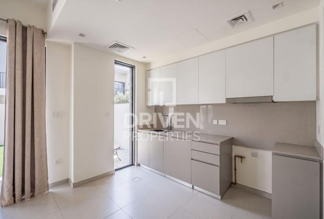 110983818 - Property Image 3