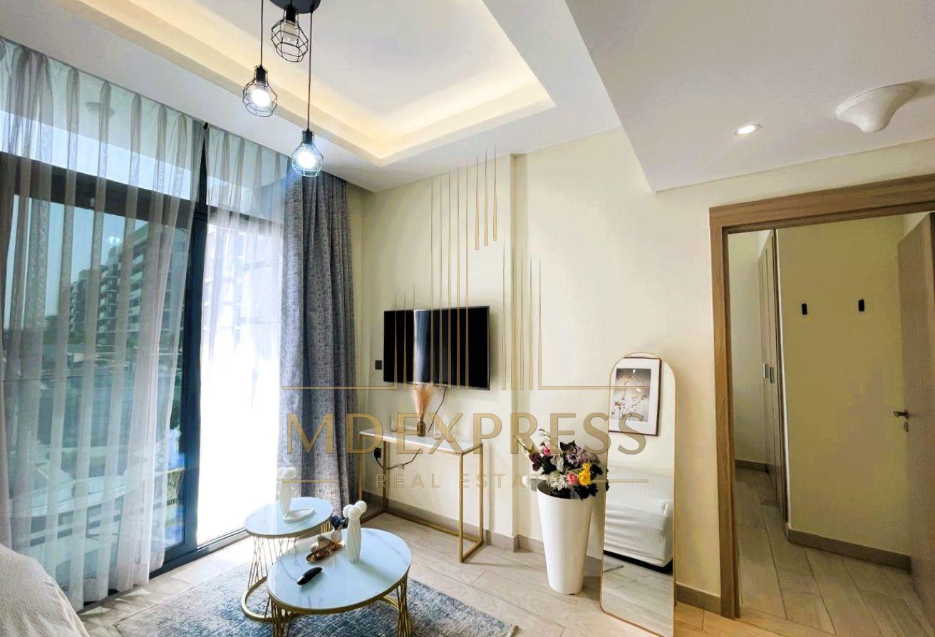 Furnished |Pool View | Ready to move in | Max 3chq photo 6