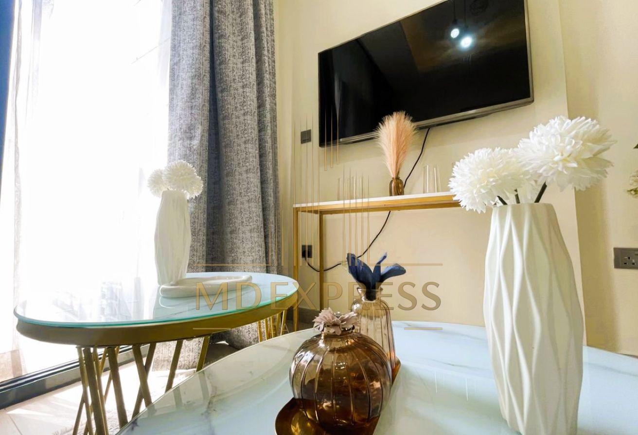 Furnished |Pool View | Ready to move in | Max 3chq photo 11