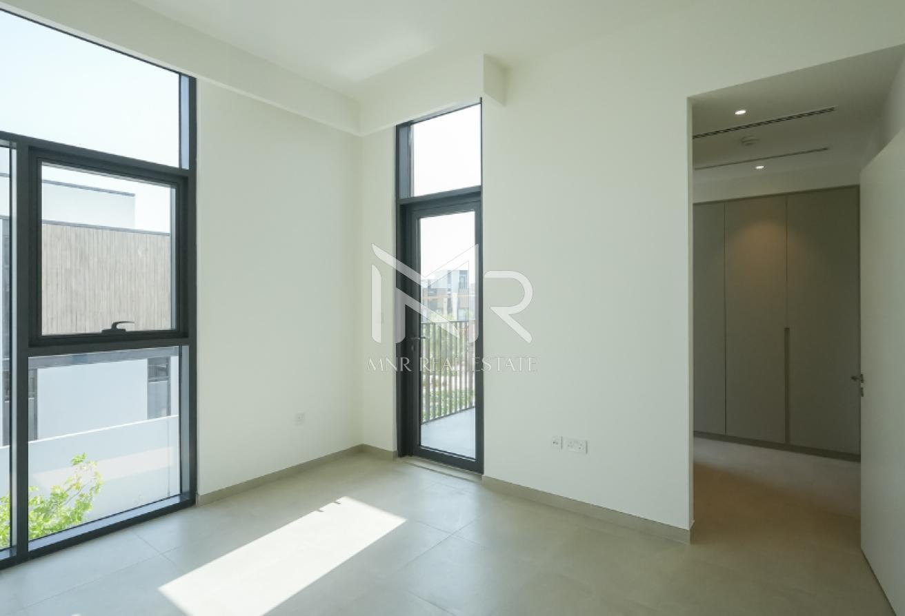 On Pool and Park | G+2 | Family Room | Big Plot photo 15