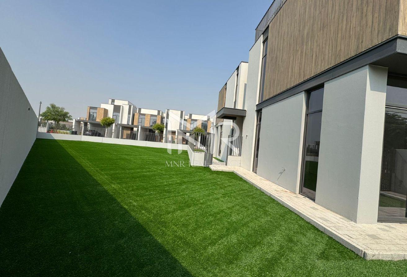 On Pool and Park | G+2 | Family Room | Big Plot photo 19