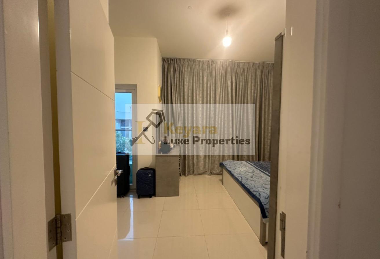 Upgraded | Vacant | Layout R2m11B photo 7