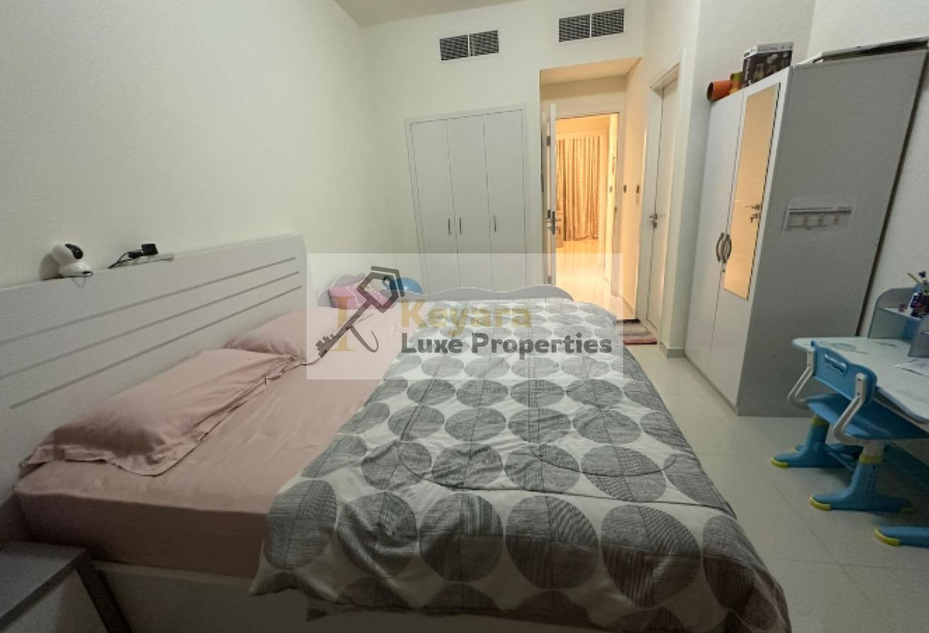 Upgraded | Vacant | Layout R2m11B photo 11