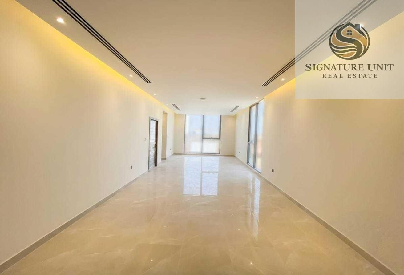 LUXURY 6 MASTER BR VILLA | POOL | ELEVATOR photo 4