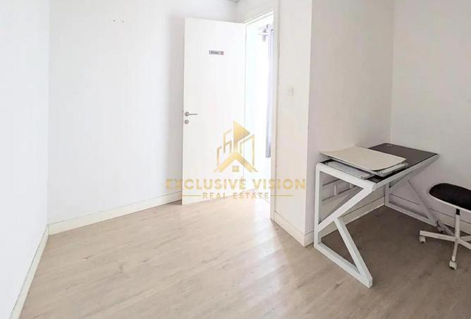 81961184 - Property Image 2