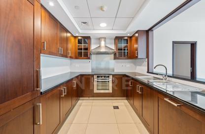 Apartment - 1 Bedroom - 2 Bathrooms for sale in 29 Burj Boulevard Tower 2 - 29 Burj Boulevard - Downtown Dubai - Dubai