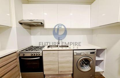 Apartment - Studio - 1 Bathroom for rent in SOL Bay - Business Bay - Dubai