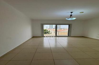 Apartment - 2 Bedrooms - 3 Bathrooms for rent in Gardenia 2 - Emirates Gardens 1 - Jumeirah Village Circle - Dubai