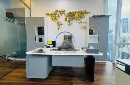 مكتب - 2 غرف نوم - 1 حمام للايجار في برج بارك لين - الخليج التجاري - دبي