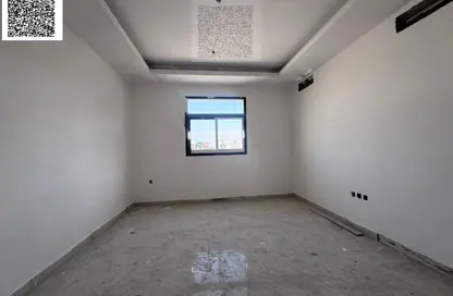 عمارة بالكامل - 8 غرف نوم - 8 حمامات للبيع في الجرف الصناعية 3 - الجرف الصناعية - عجمان