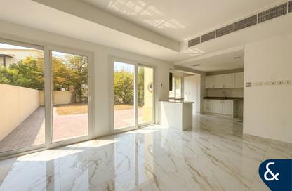 Villa - 3 Bedrooms - 3 Bathrooms for rent in Springs 8 - The Springs - Dubai
