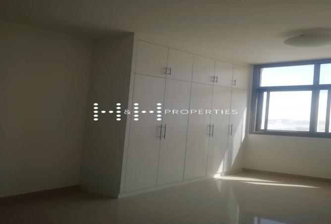 85730201 - Property Image 2